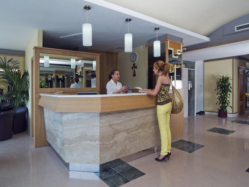 Coral Hotel St. Paul's Bay Exterior foto
